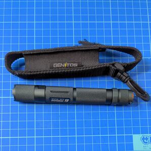GENTOS フラッシュライト ハンディライト 純正ホルダー付き