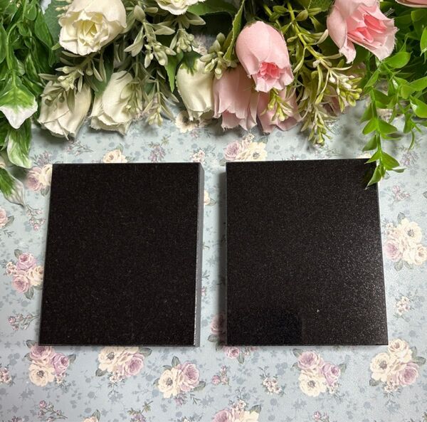 y24.黒御影石 ロイヤルブラック 2枚 ストーンプレートなどに