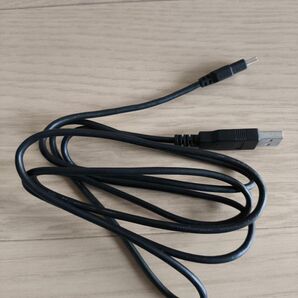 8GB MP3プレーヤー とUSBケーブル Type-A to mini-B