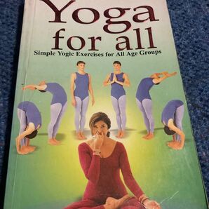 YOGA ヨガ 著 英語