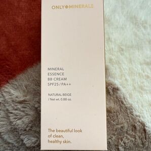 新品未開封 ヤーマン オンリーミネラル ミネラルエッセンスBBクリームN ナチュラルベージュ