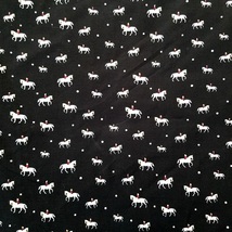 馬好きのための　乗馬スタイル柄　ブラック　布　74㎝×50㎝　　ハギレ　　乗馬　馬術_画像2