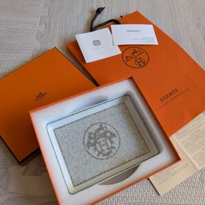エルメス HERMES モザイク24 ヴァンキャトル プラチナ
