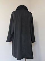 【送料無料】Ａ187　冠婚葬祭　シンプル カシミア 100% カシミヤ 黒　ステッチ　Ａライン　ロングコート　フォックス　毛皮　リアルファー_画像4