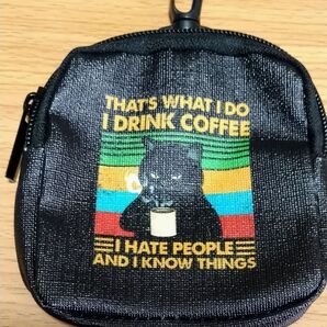 THAT'S WHAT I DO I DRINK COFFEE キーホルダー ミニポーチ ブラック