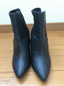 ストレッチ素材使いショートブーツ M(23～23.5cm) ブラック 【WA-312】