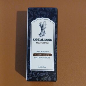 サンダルウッドエッセンシャルオイル10ml 顔、ボディ、マッサージ、ヘアケヤ等に