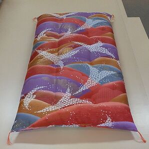 手作り長座布団 お昼寝ふとん 使い方いろいろ サイズ約60×120cm厚さ約10cm 綿混わた約2kg入り 綿サテン生地使用