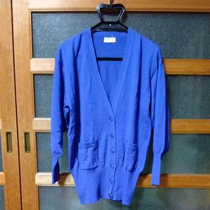 Vネックカーディガン ブルー 長袖 薄手