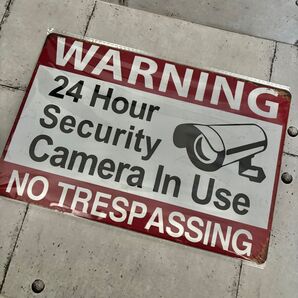 防犯カメラ 警告 セキュリティ ガレージ アメリカ雑貨 ブリキ看板 防犯対策 監視カメラ アメリカンヴィンテージ レトロ メタル