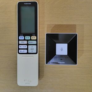 東芝 エアコン リモコン TOSHIBA エアコン用リモコン