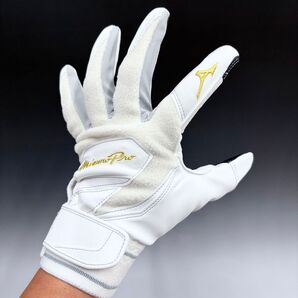 ▲個人名刺繍無料▲ ミズノプロ ウォーミングアップ手袋 ホワイト×ホワイト 限定販売品 1EJET04001 スマホ対応