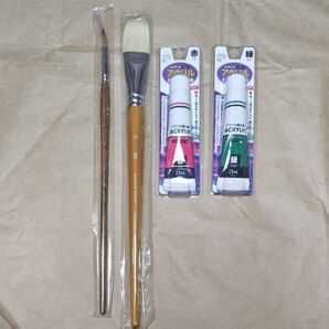 豚毛平筆、他 アクリル絵の具