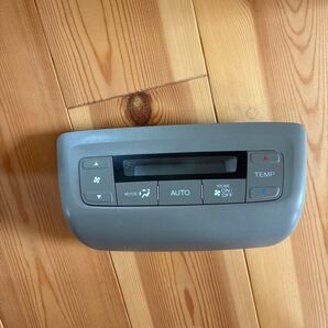 ステップワゴンrp1 リア席エアコンパネル