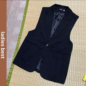 レディース テーラードジレ ベスト ミドル丈 サイドスリット ブラック 無地 黒