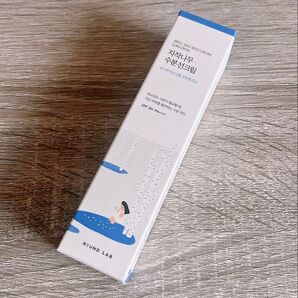 ラウンドラボ ROUND LAB