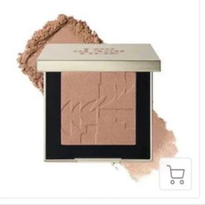 TWO SLASH FOUR チーク オールオーバーフェイスブラッシュ BAE BEIGE