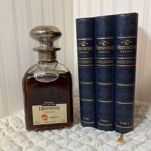 ヘネシー シルバートップ 青 ブック 700ml 未開栓 Hennessy brandy コニャック ライブラリーデキャンタ