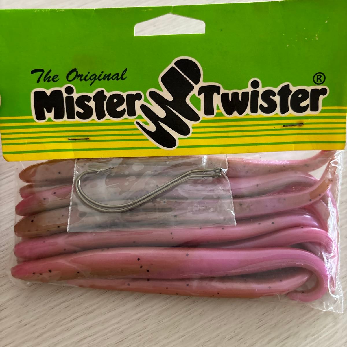 29 Mister Twister 新品　ミスタートゥイスター ワーム ルアー 釣り フック付き　バス釣り　ワーム　釣具　釣り