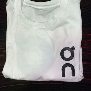 新品 on(オン) メンズTシャツ Lサイズ 半袖Tシャツ ホワイト 白