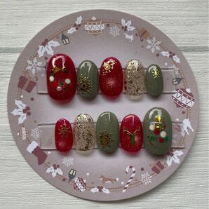 【粘着グミ1回分付】ネイルチップ クリスマス グリーン 緑 カーキー 赤 レッド リボン 冬 サンタ ゆきだるま トナカイ