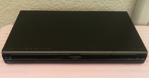 注目：Panasonic ★ パナソニック 320GB 1チューナー ブルーレイレコーダー ブラック DIGA DMR-BR570 ★ 完動美品