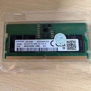 SAMSUNG DDR5 SODIMM 8GB 1Rx16 PC5-5600B-SC0-1010-XT 未使用