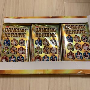2025 BBMチアリーダー DANCING HEROINE 未開封 18パック