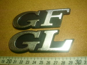 希少レア彡新品在庫品メーカー不明GF・GL（2種類まとめて）ホンダN360？ライフ？いすゞ？エンブレムバッジチ旧車レトロカー当時物・年代物