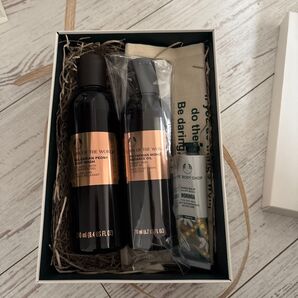 【新品】SPA OF THE WORLD 3点セット 巾着付き