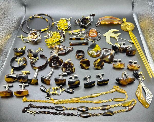 ネックレス ブローチ アクセサリー 鼈甲 べっ甲 イヤリング ペンダント ヴィンテージ 本べっ甲 カフス