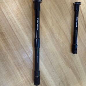 TOKEN 軽量スルーアクスル 中古美品