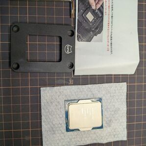 Intel i5-13500 lga1700固定金具付き