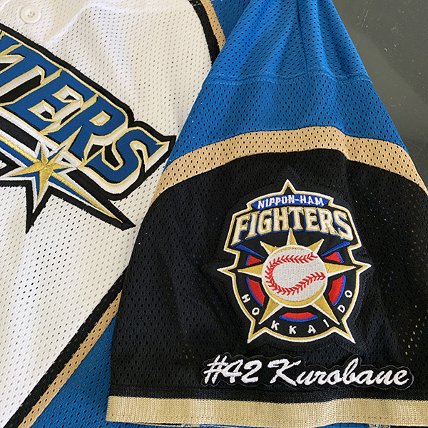 サイズL 黒羽根　ユニフォーム　横浜DeNA サイズL 黒羽根 ユニフォーム 横浜DeNA サイズL 黒羽根