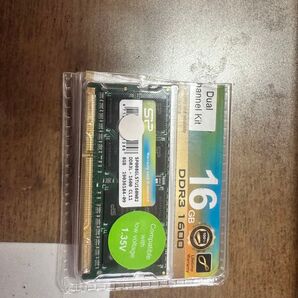 ノートパソコン用メモリ 8GB DDR3-1600 シリコンパワー