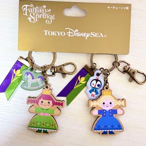 ディズニー エルサ アナ キーチェーン アナと雪の女王 ファンタジースプリングス 新品