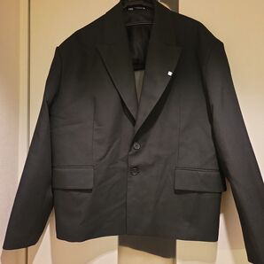 モード全開!感性‥‥目をひきます‥‥ テーラードジャケット