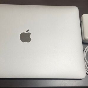 Apple MacBook Pro 2017 i5 256gb シルバー