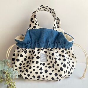 ダルメシアン柄のぷっくり巾着バッグ ハンドメイド デニム風 ハンドメイド トートバック