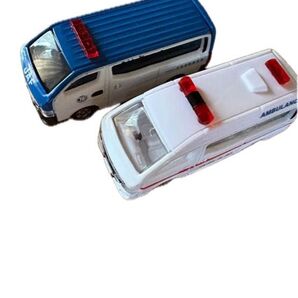 トミカ JAF レッカー車 救急車 2個セット ミニカー