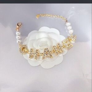 c22ゴールドパールロゴブレスレットシャネル