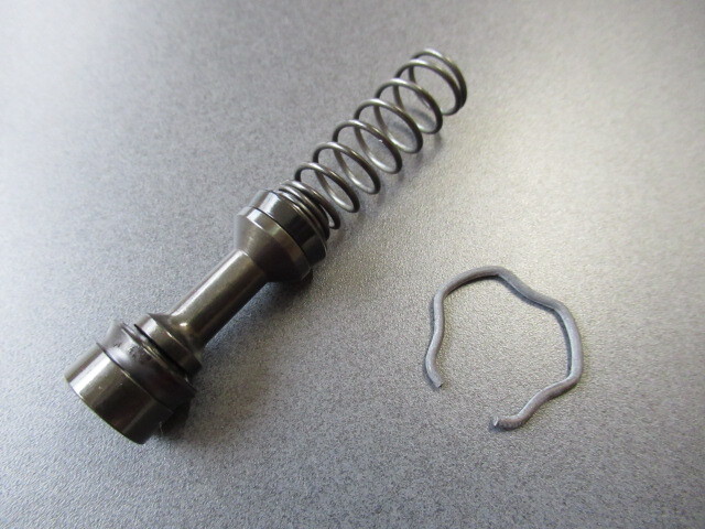 送料無料 KA-932 カワサキ純正 Z750GP リヤ ブレーキマスターシリン