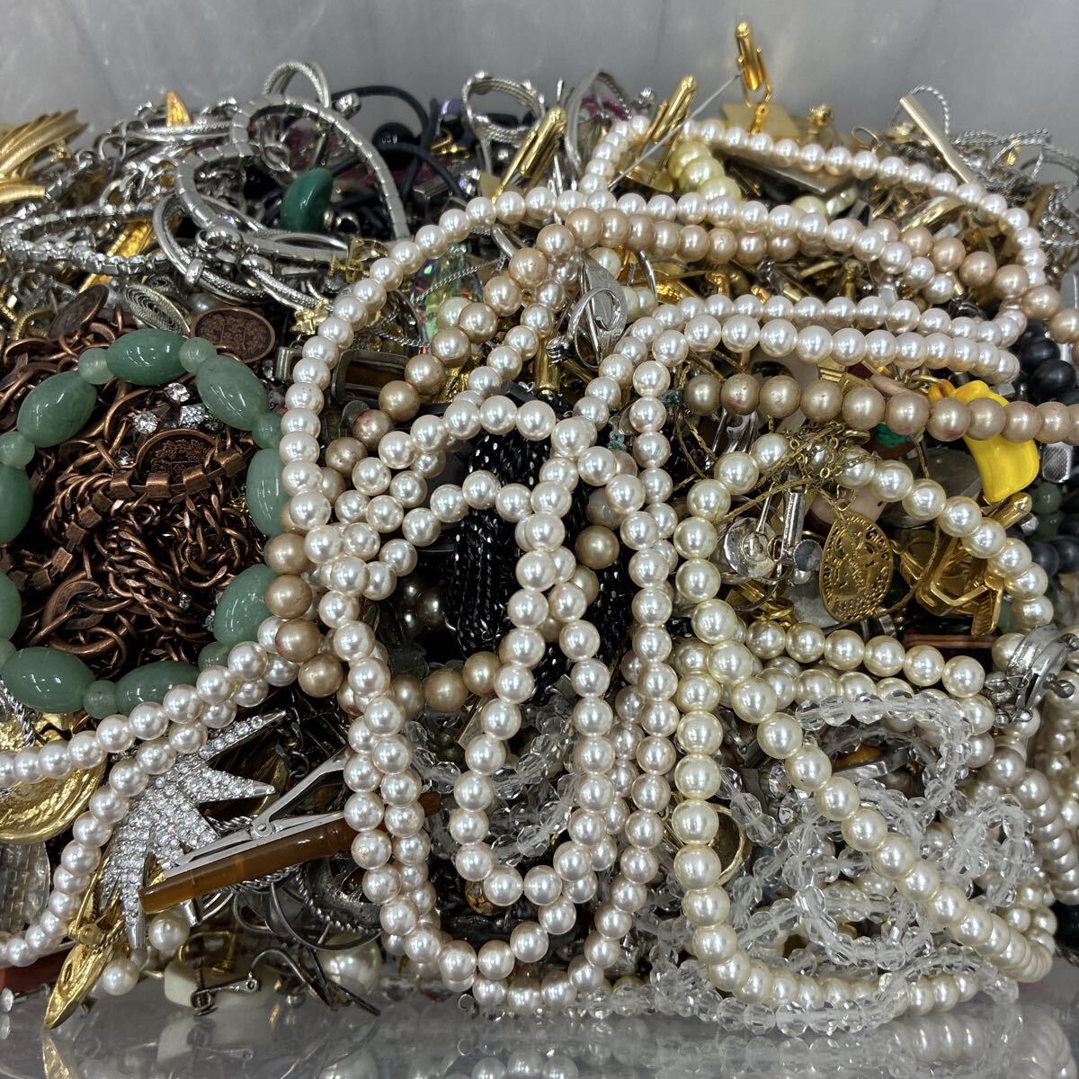 イミテーションアクセサリー まとめ売り 1kg ④ 2025年最新】Yahoo!オークション -イミテーションアクセサリーの中古品
