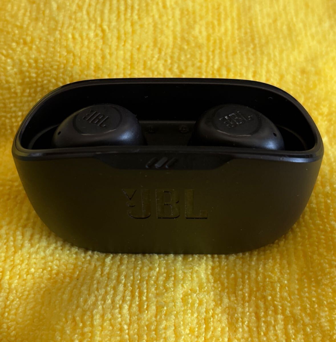 JBL WAVE BUDS ���S���C�����X�C���z�� Bluetooth IP45�h���h�o USB�^�C�vC