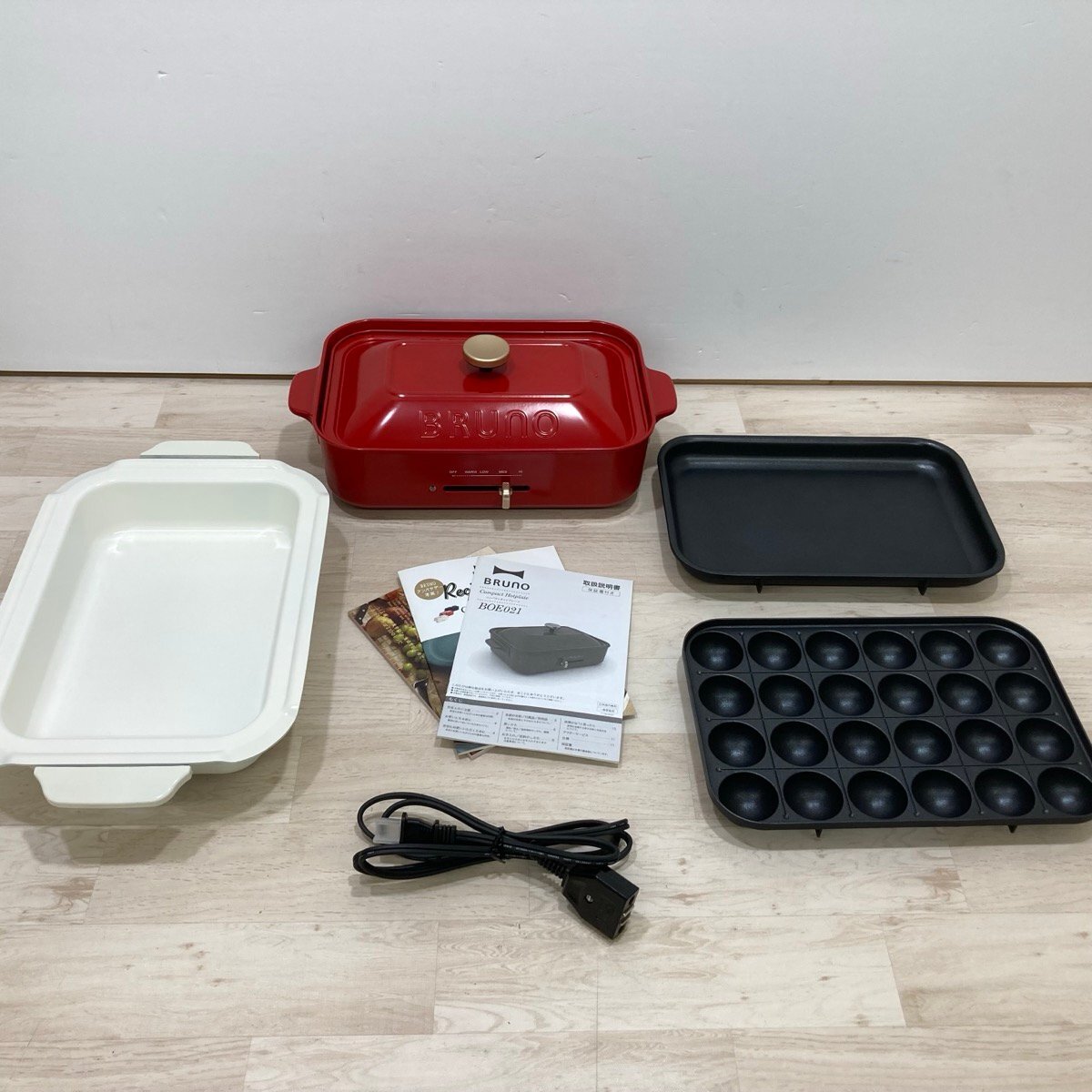 【未使用】BRUNO ホットプレート ブラック BRUNOが限定カラー「キャストブラック」の「コンパクトホットプレート