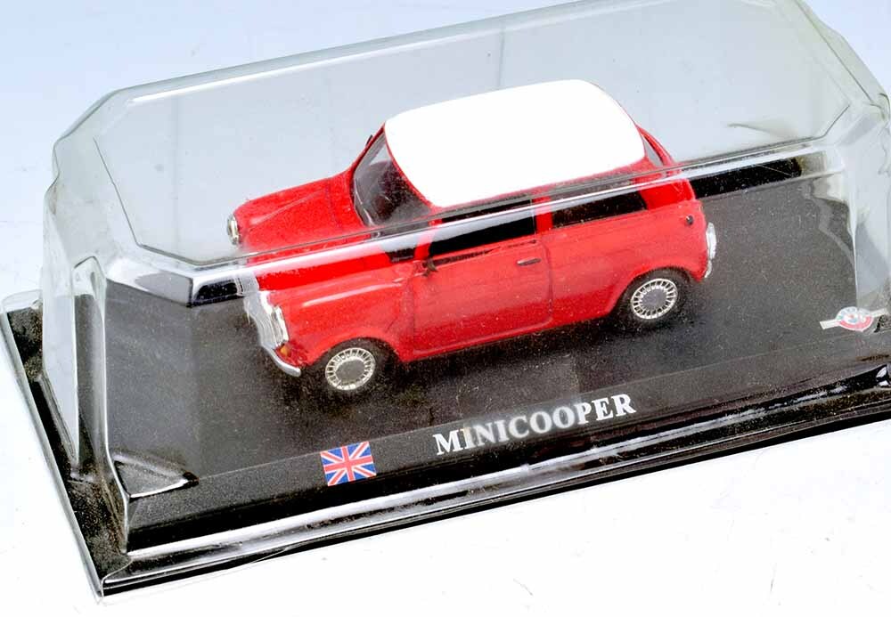 ミニカー del Prado Japan 1970年 “Morris Mini 