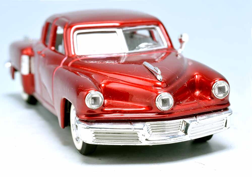 ミニカー ROAD Signature 1948年 “Tucker Torped