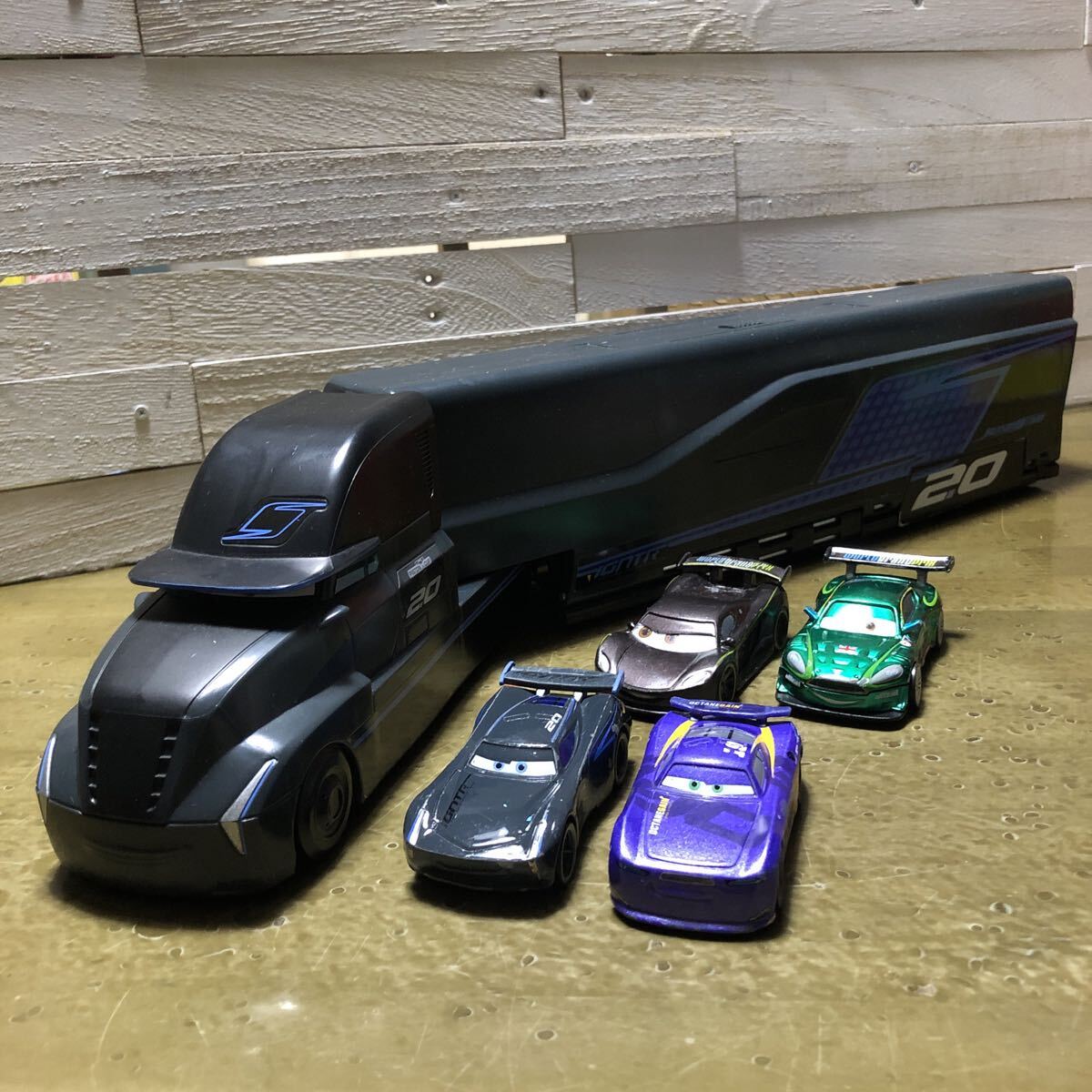 2025年最新】Yahoo!オークション -カーズ トミカ セットの中古品・新品