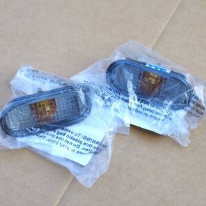 VW ゴルフ4・BORA・Lupoなどに*サイドマーカー・ターンシグナルレンズ*ダークスモーク*3B0949117C相当*2個セット*TYC製【社外新品】