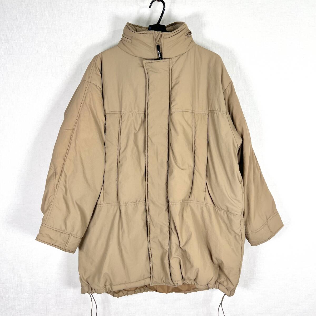 【niko and…】ニコアンド アライドNEWモンスターブルゾン ベージュ系 中綿 フード収納可 アウター ジャンパー レディース Mサイズ【c038】